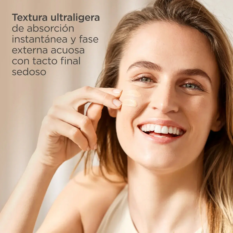 Isdin Fotoprotector Fusion Water Magic Light Spf50 50ml Crema Facial - Imagen 3